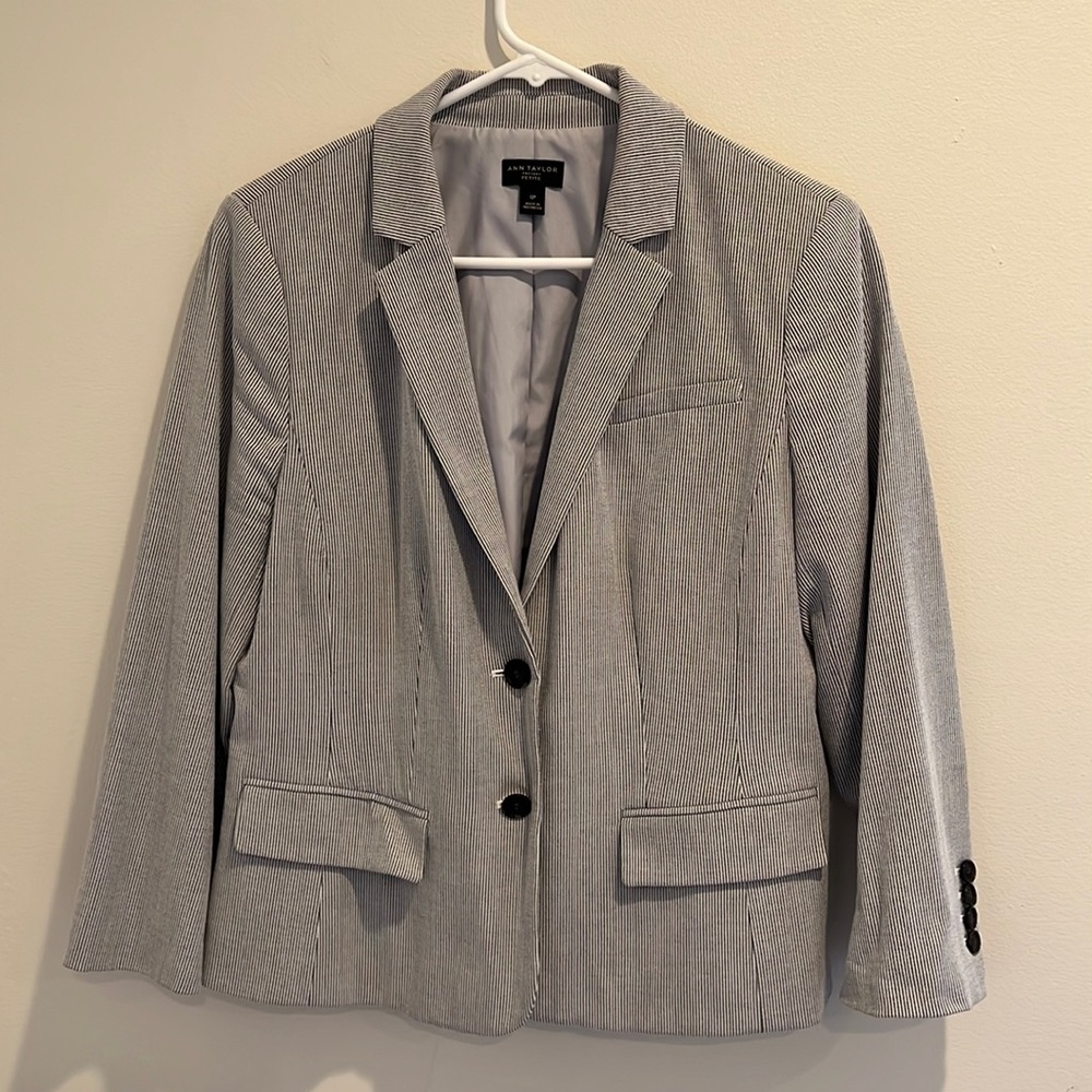 Ann Taylor Factory Seersucker Suit Jacket 12P